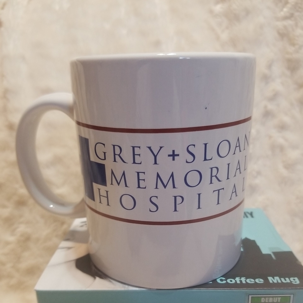 Grey's Anatomy 16oz Coffee Mug - Picture 3 of 10